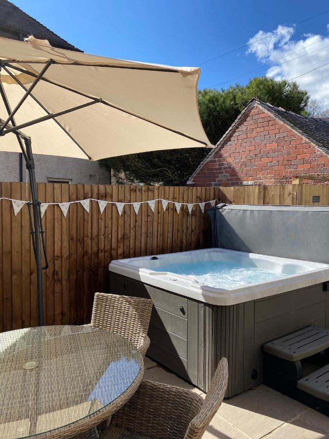 Rustic Retreats Jacks Cottage With Hot Tub & Alpaca Walking Experiences Matlock  Zewnętrze zdjęcie